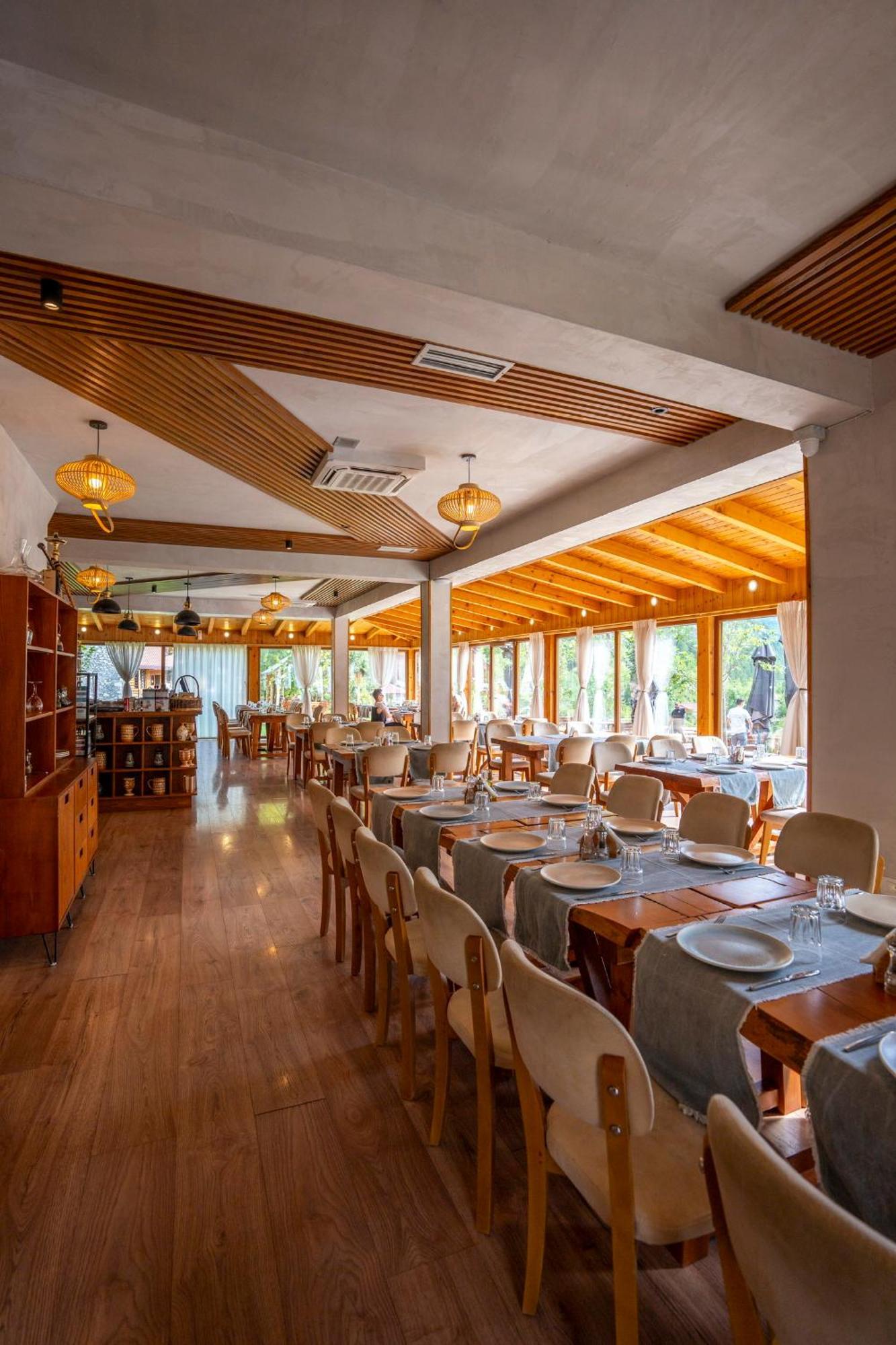 Hotel Restaurant Alpet Theth Zewnętrze zdjęcie