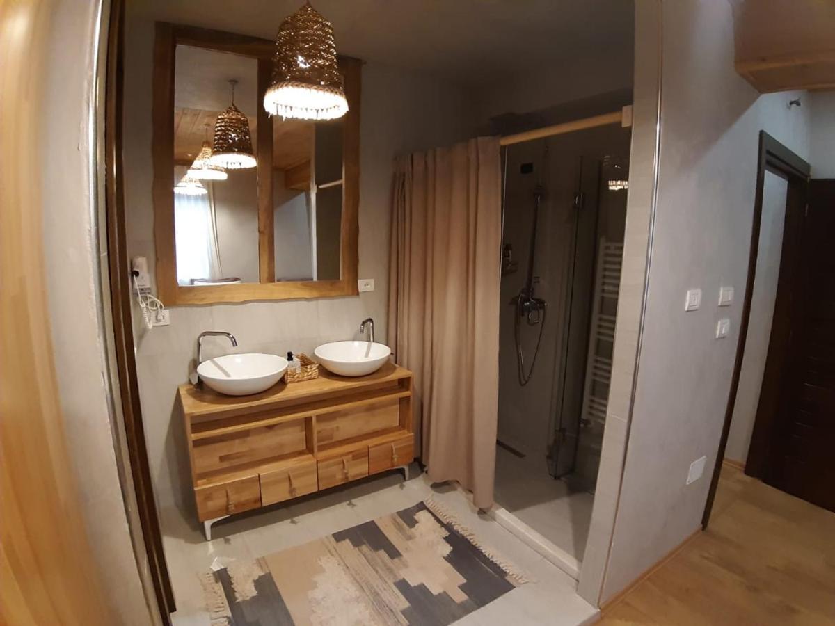 Hotel Restaurant Alpet Theth Zewnętrze zdjęcie